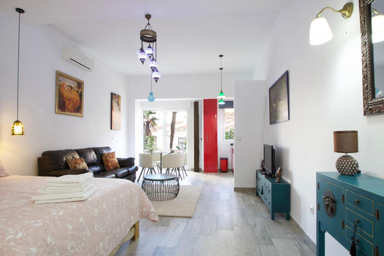 Spacious Studio In The Heart Of La Nogalera 토레몰리노스 외부 사진