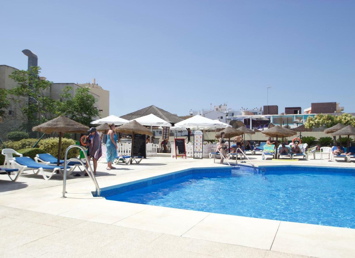Spacious Studio In The Heart Of La Nogalera 토레몰리노스 외부 사진